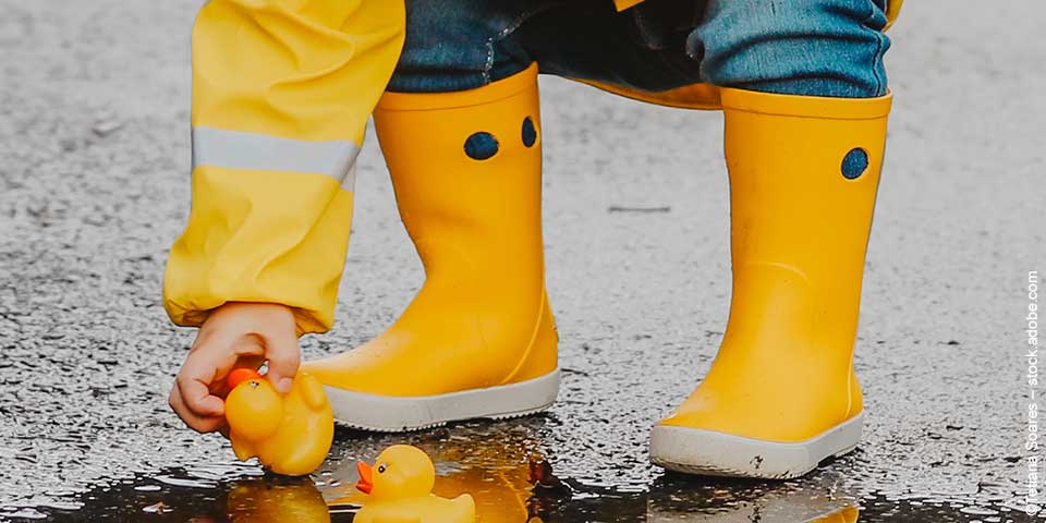 Sorglos spielen – Gummistiefel für trockene Kinderfüße