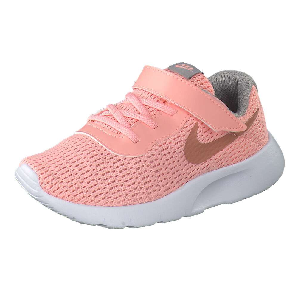 nike tanjun trainers pink