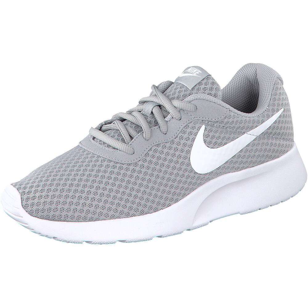 Nike Tanjun Sneaker in grau