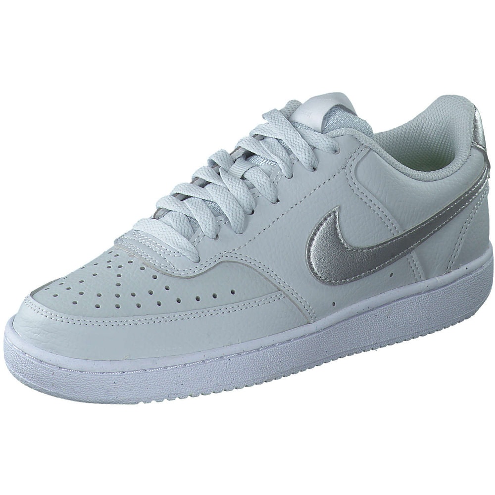 Nike Court Vision Low Next Nature in silber