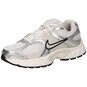 Nike V5 RNR Sneaker  beige