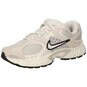 Nike V5 RNR Sneaker  beige