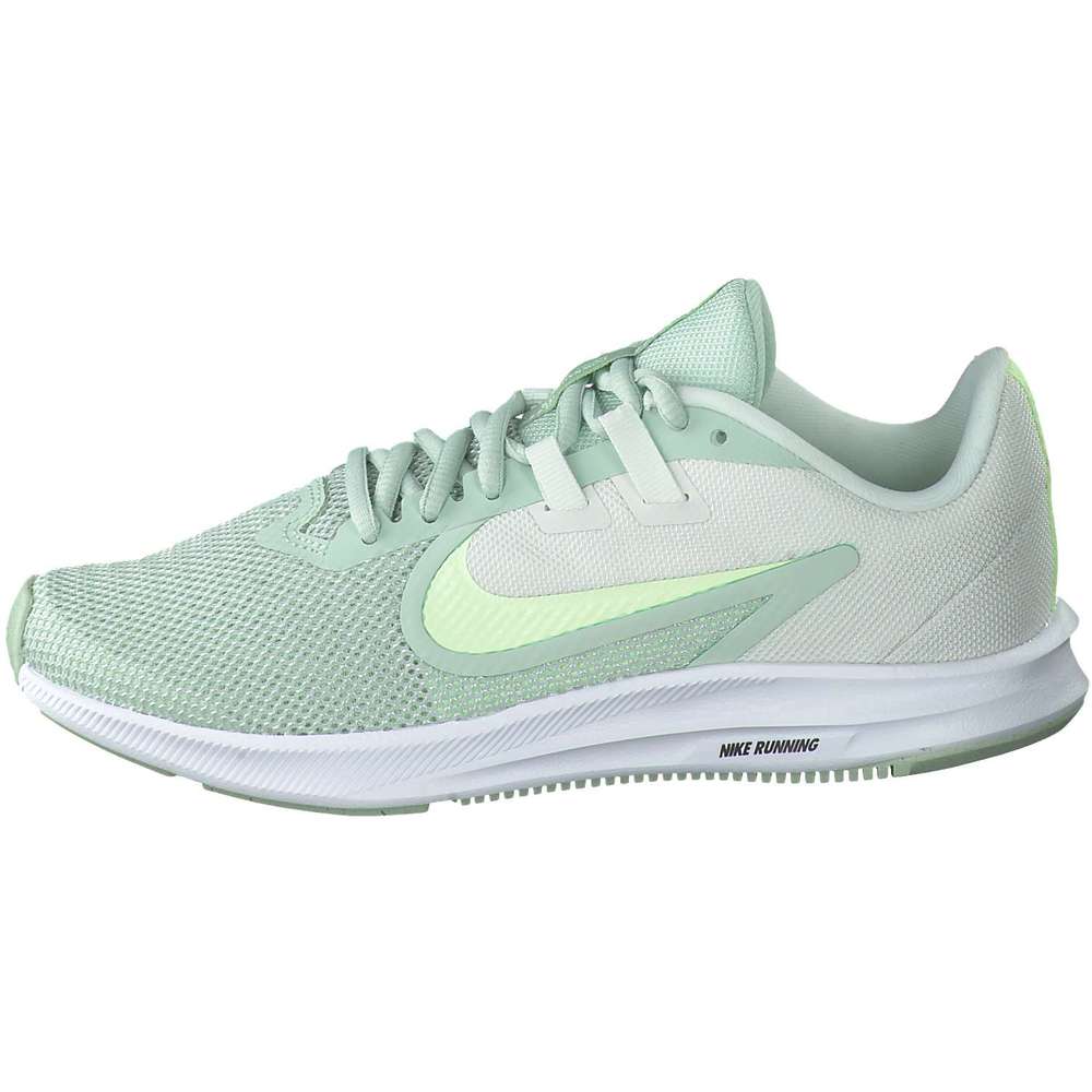 nike performance wmns