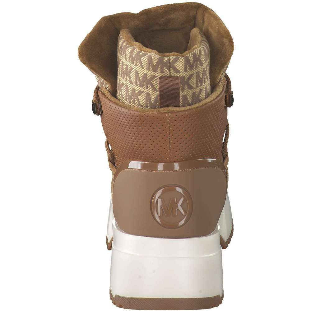 red cowgirl boots