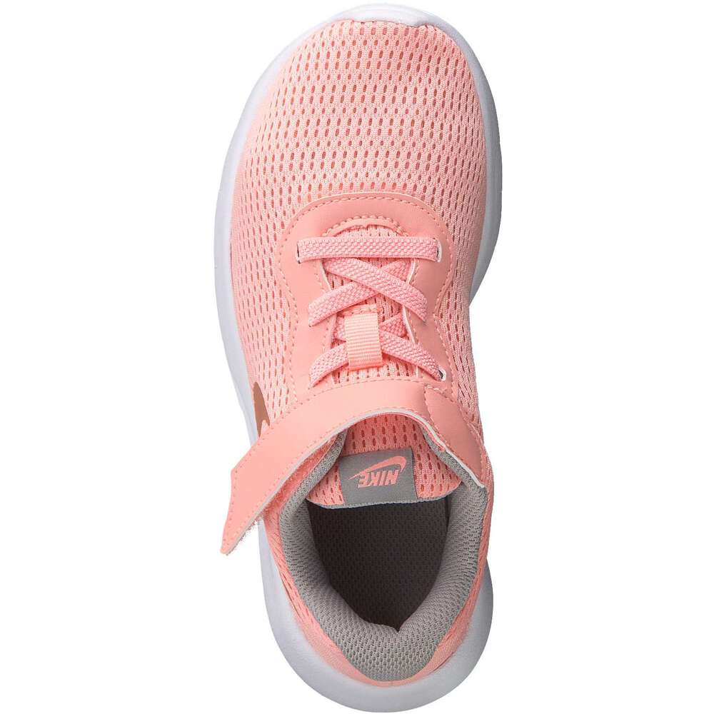 nike tanjun trainers pink