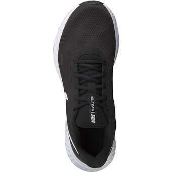 adidas nike revolution 5